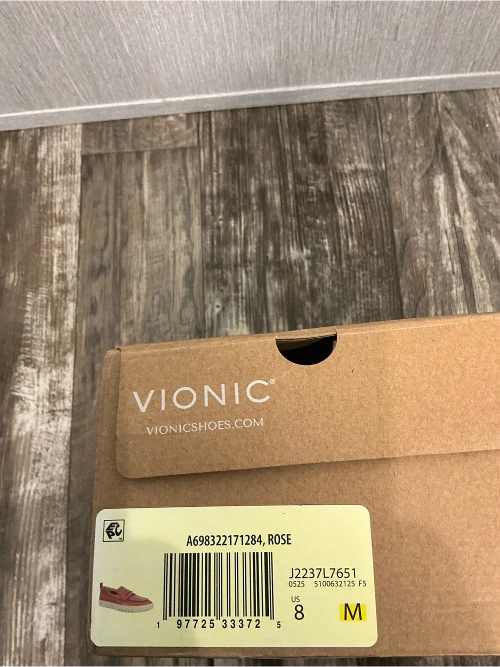 Vionic Women’s Slip-On Loafer in Dusty Rose with Cream Sole Size 8 - Picture 14 of 16